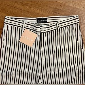 Kittenish White/Brown/Green Trouser Work Pants ✨ Size X-Large ✨